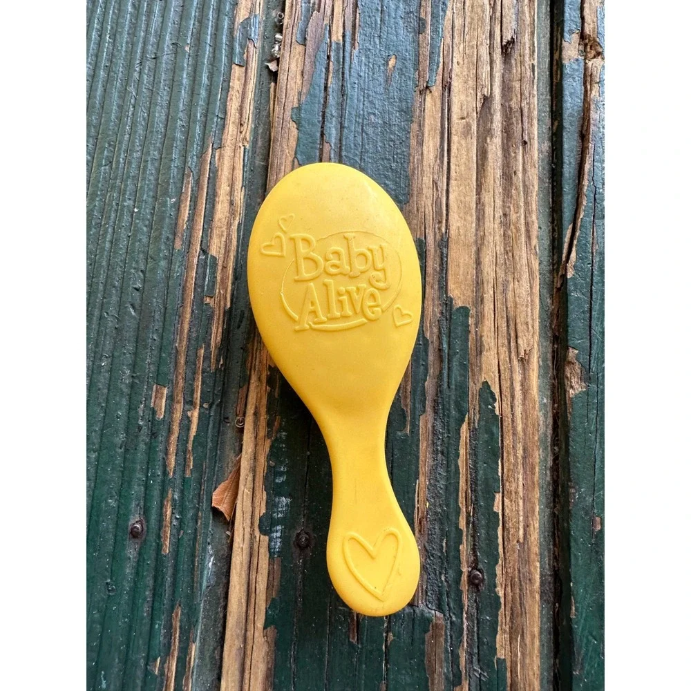 Baby Alive Yellow Doll Hair Brush Replacement Accessory Heart Logo Plastic‎